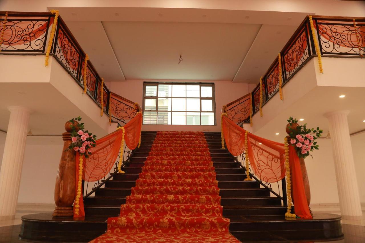 The Orange Flag, Phulambri Hotel Ganori Exterior photo